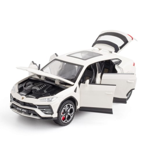 Lamborghini Urus model zabawka odwzorowane skala biały.jpeg