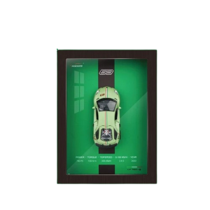 Obraz ścienny z metalowym modelem 3D Lamborghini gablota